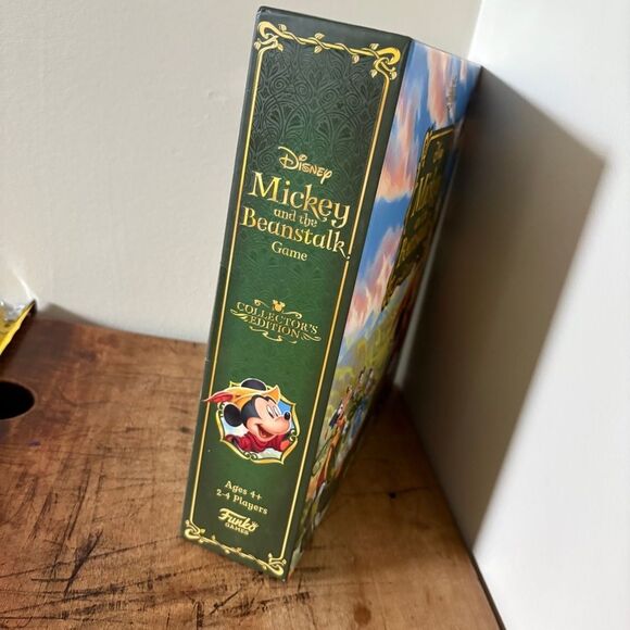 Disney Collector's Edition Mickey & the Beanstalk Game see info - Picture 7 of 9